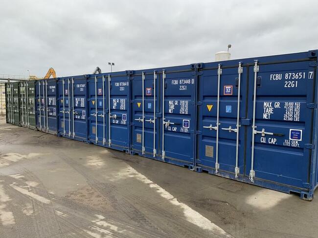 Garaż Magazyn Komórka Lokatorska Przechowalnia Rzeczy