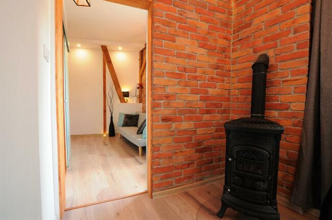 Stare cegły, płytki z cegły, lico cegły, elewacje