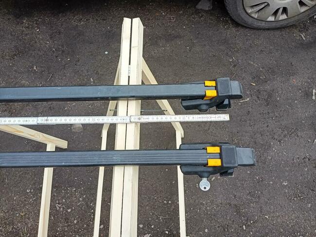 Bagażnik dachowy uniwersalny, poprzeczki bazowe