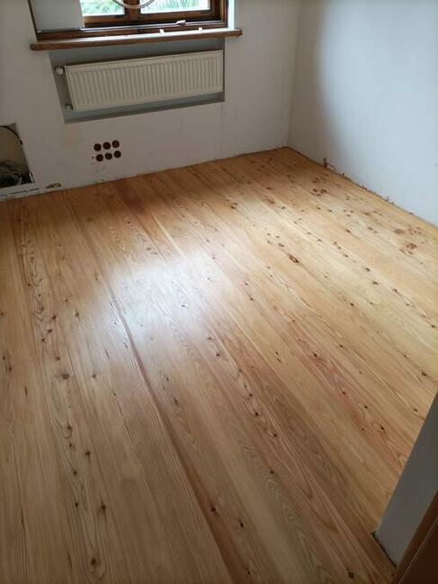 Cyklinowanie renowacja starych podłóg drzwi i schodów