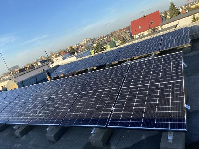 Fotowoltaika -montaż instalacji fotowoltaicznej-Klimatyzacja