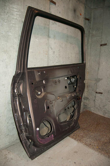 Astra G kombi 2001 F35 drzwi prawe tył BRAK INYCH CZĘŚCI Ant