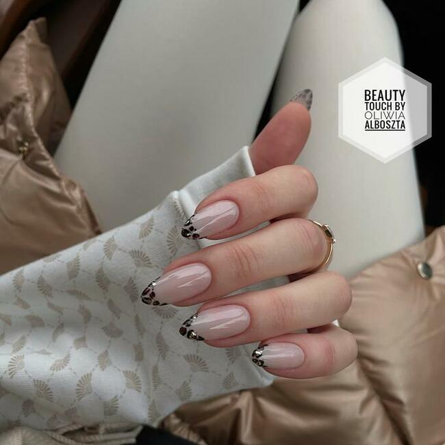 Manicure Hybrydowy Warszawa