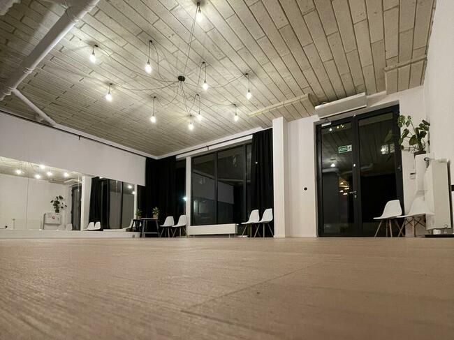 Sala taneczna - warsztatowa Na Siennej do wynajęcia