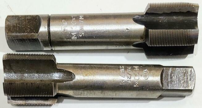 GWINTOWNIK M30x1 M 30x1 30 1 HSS FWP VIS FANAR KOMPLET 2 Szt