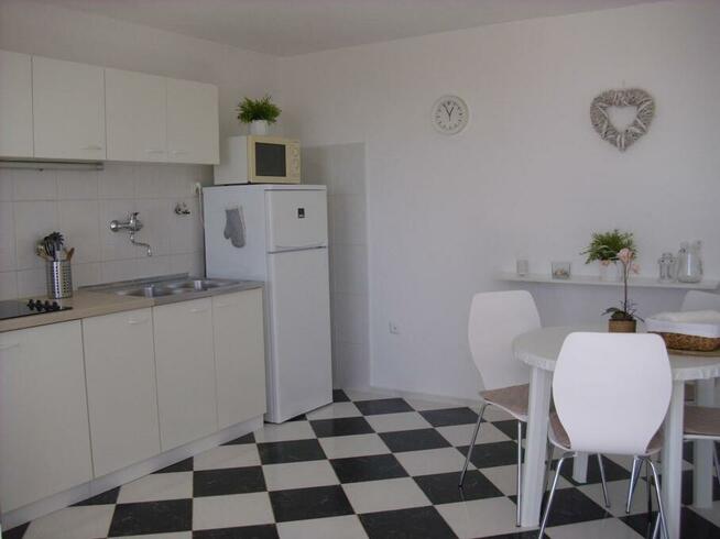 ️ Chorwacja - dom z tarasem słonecznym z widokiem na morze