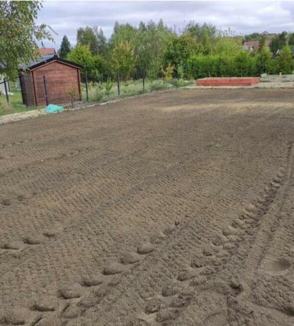 RÓWNANIE TERENU NIWELACJA PRZYGOTOWANIE PUŁAWY