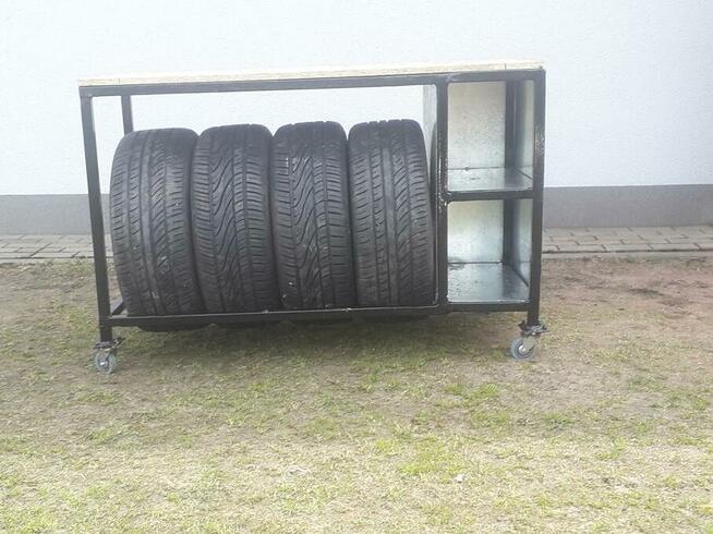 stojak mobilny na koła