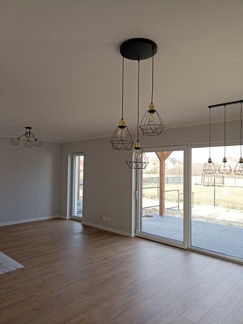 REMONTY I WYKOŃCZENIA WNĘTRZ tel. 512625936