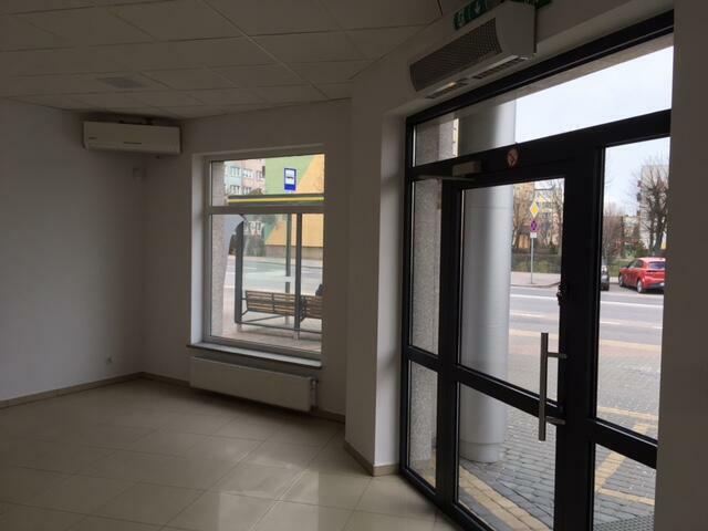 LOKAL w CENTRUM OSTROŁĘKI