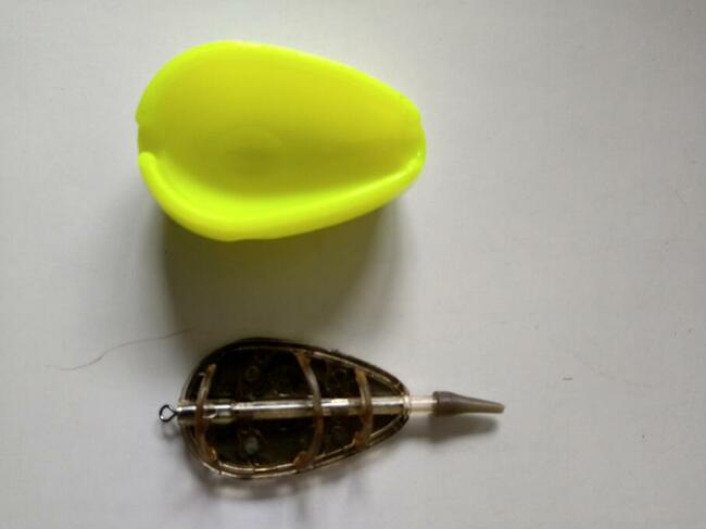 Foremka do mathod feeder