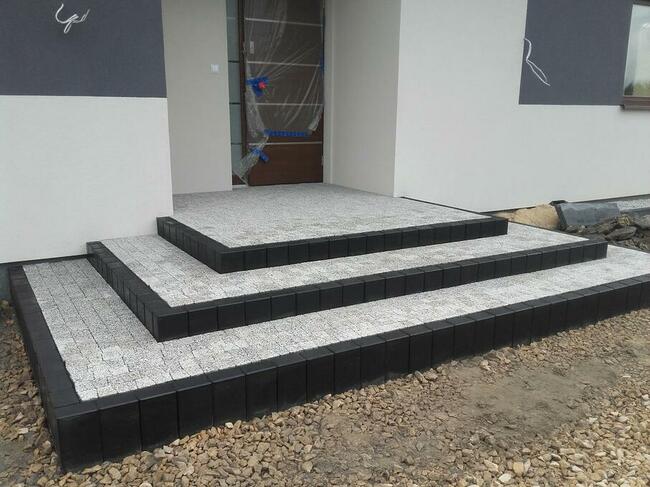 Brukarstwo, układanie kostki, odwodnienia, prace porządkowe