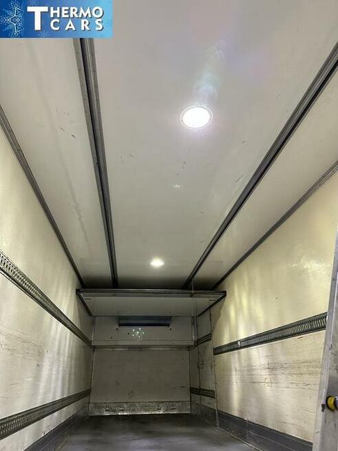 Naprawa oświetlenia i inst. elektrycznej chłodnia/kontener.