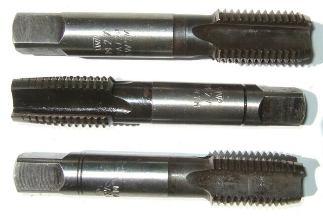 GWINTOWNIK M30x1,5 M 30x1,5 30 1,5 HSS FWP VIS FANAR KOMPLET