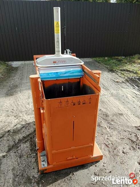 Belownica prasa zgniatarka do foli makulatury kartonu Orwak