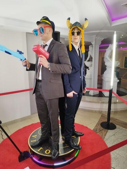 Fotobudka 360 różne style / Wolne terminy / Dojazd GRAT