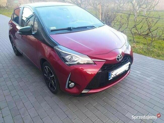 Toyota Yaris Selection 1.5 benzyna salon Polska prywatny