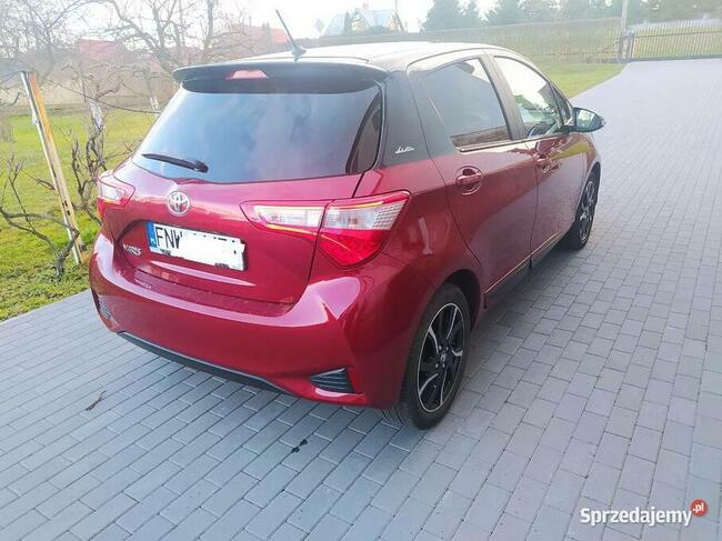 Toyota Yaris Selection 1.5 benzyna salon Polska prywatny