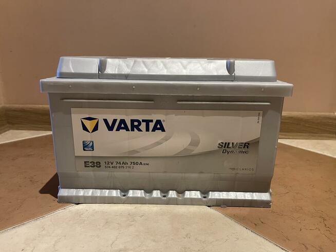 Akumulator VARTA Silver Dynamic E38 74Ah 750A