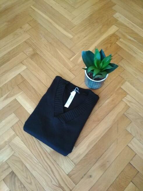 Sweterek bezrękawnik damski