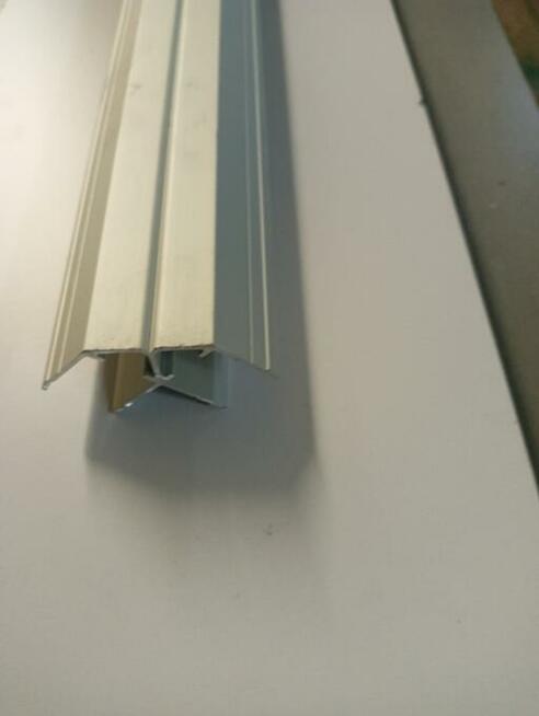 Profile krawędziowe do frontów szafek