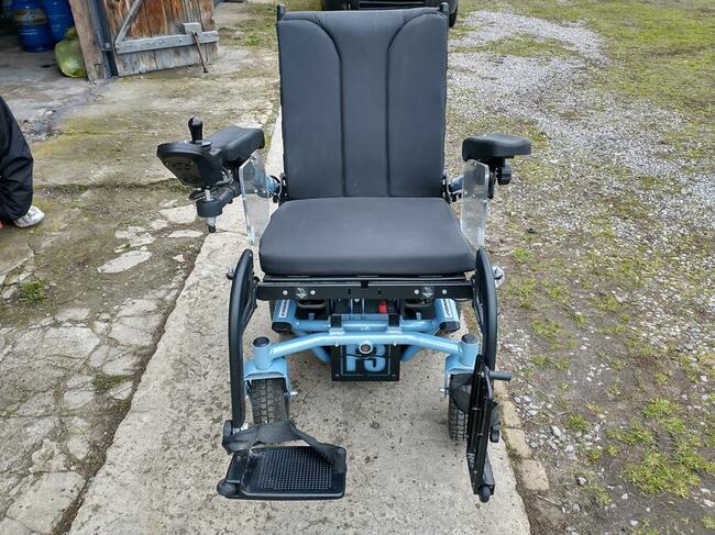 sprzedam nowy wózek na dżojstik