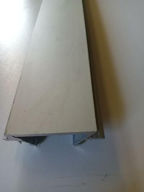 Profile krawędziowe do frontów szafek