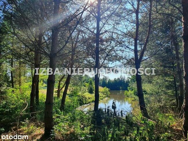Działki nad stawem pod zabudowę