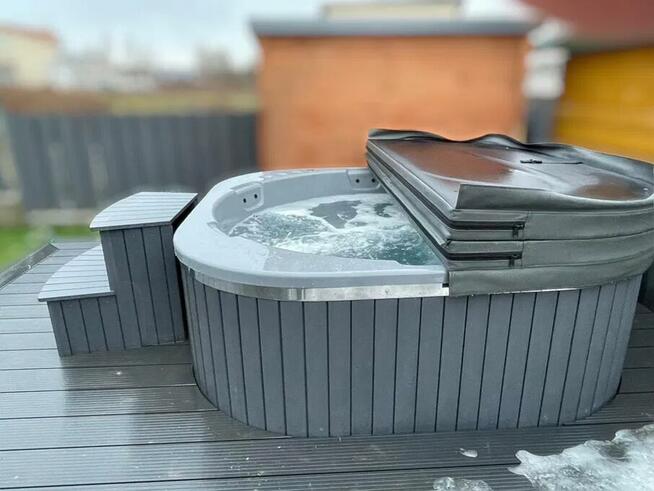 Balia ogrodowa Akrylowa Ruska BANIA Jacuzzi 200cm x 200cm