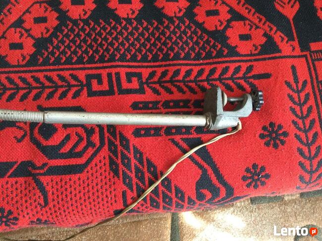 Lampa biurkowa z czasów PRL-u