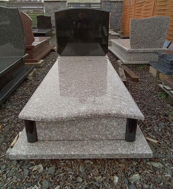 Sprzedaż nagrobków Jelenia Góra i okolice. Okazyjne ceny.