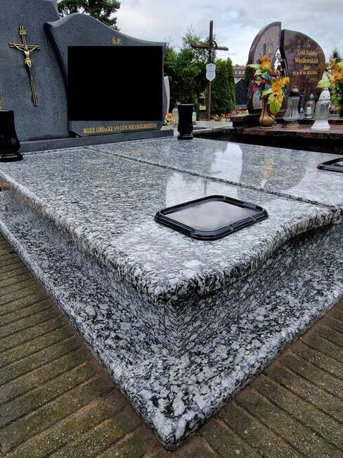 Sprzątanie i konserwacja grobu pomnika, odnowa liter