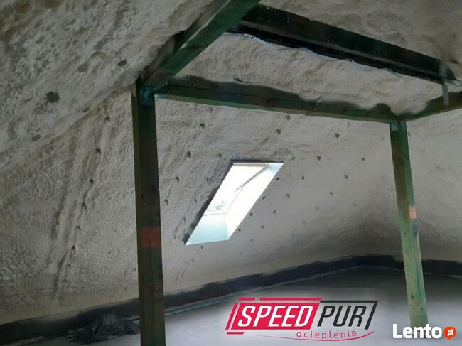 Piana PUR Ocieplanie Poddasze Wiązary Dach Strop Strych