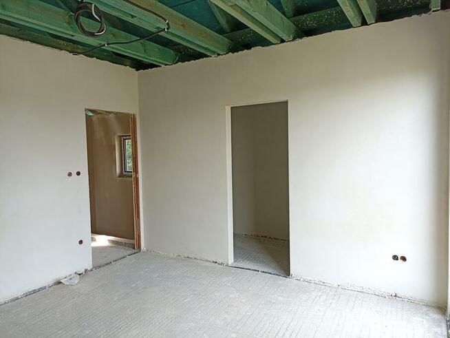 Tynki maszynowe gipsowe i cementowo wapienne