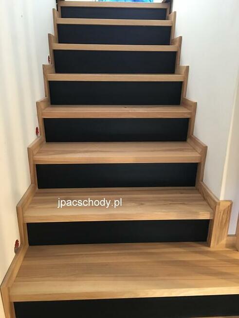 SCHODY DREWNIANE NA WYMIAR