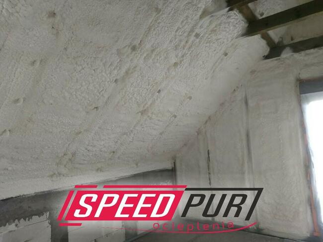 Piana PUR Ocieplanie Poddasze Wiązary Strop Gubin SpeedPur