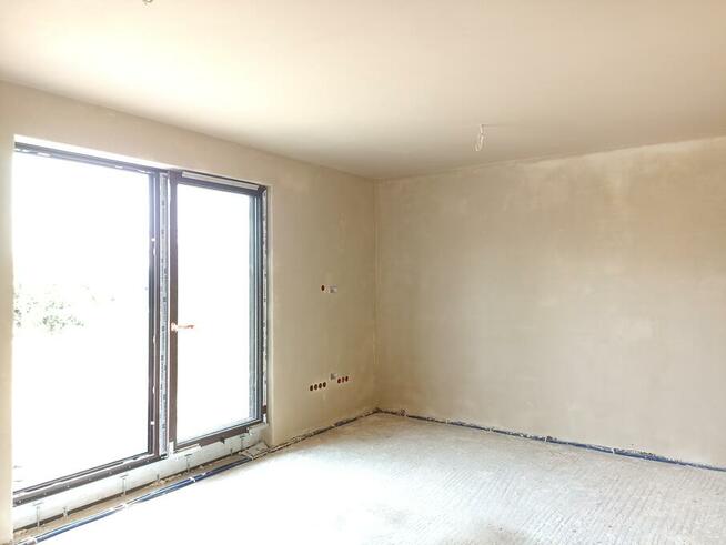 Tynki wewnętrzne gipsowe cementowo wapienne