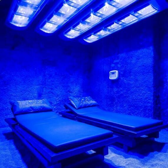 Solarium Słoneczna łączka, Łóżko masujące SPA