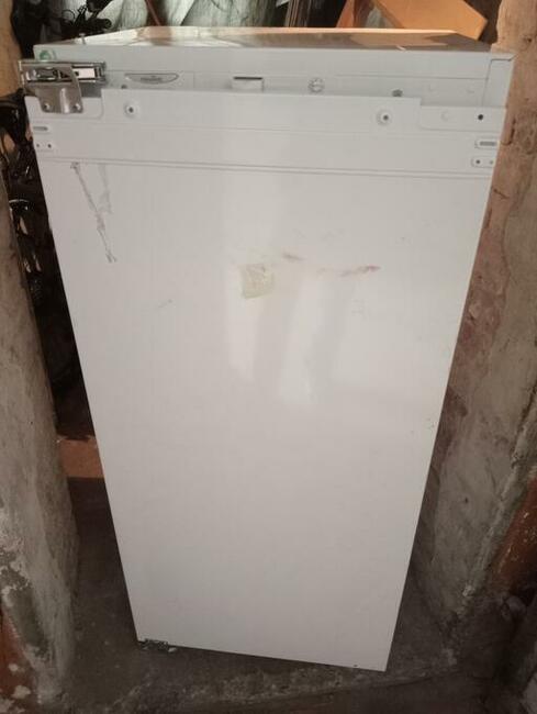 Sprzedam małą zamrażarkę