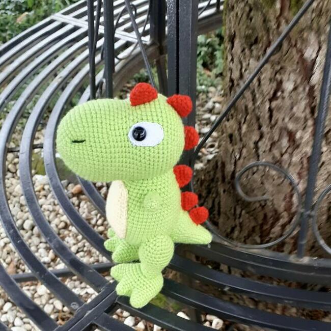 Dinozaur Dragon T-rex na szydełku