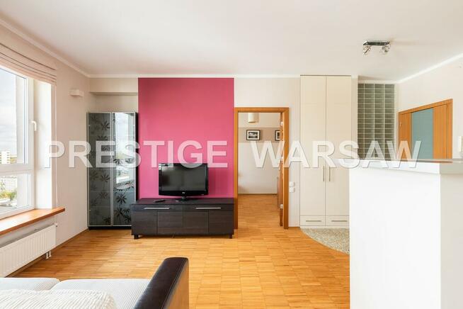 Wynajmę 2 pokojowy apartament ul. Woronicza