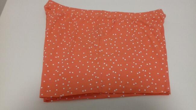 Spodenki krótkie damskie, pomarańczowe, do sprzedania