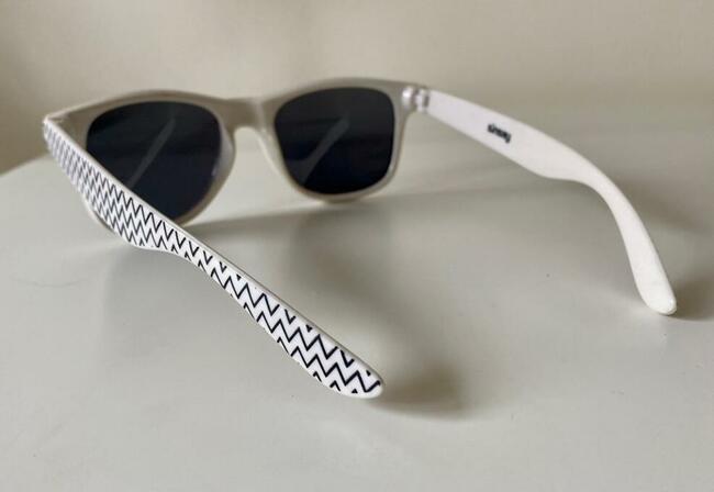 Okulary przeciwsłoneczne SINSAY LY291-00X