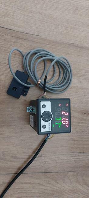 Regulator temperatury i wilgotność Fox-301A do terrarium