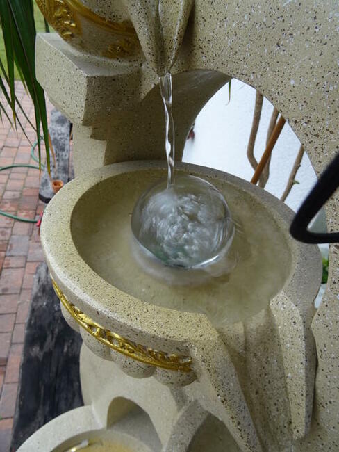 FONTANNA OGRODOWA 8 wys. 108 cm !!! ośw. LED !