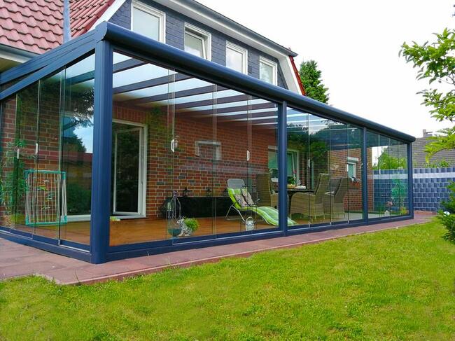 Zadaszenia aluminiowe tarasów, przesuwne ścianki szklane