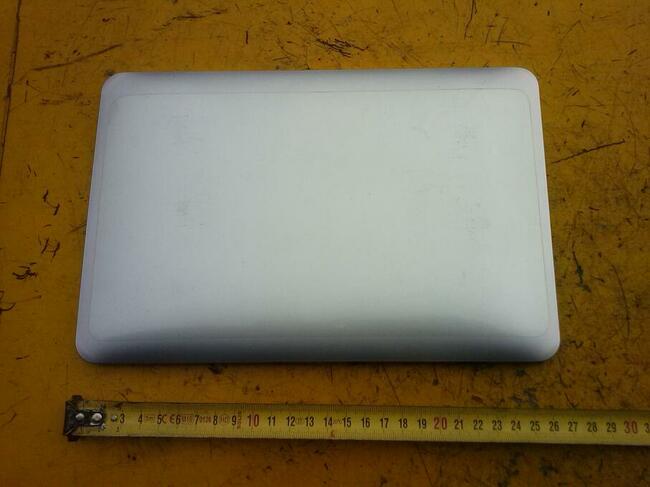 Tablety 2 szt. do naprawy, bez akcesoriów, po 20 zł.