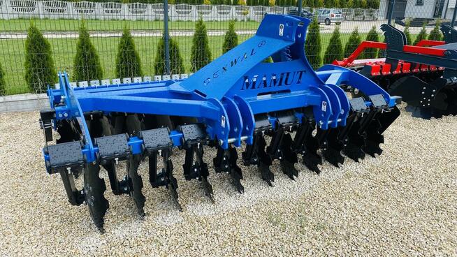 Brona Talerzowa Ciężka 2.70 m wał Packer