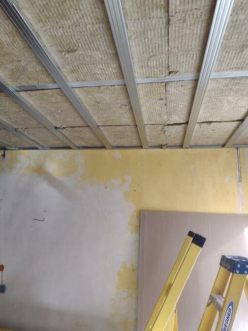 Sufity podwieszane -wykonczenia wnętrz