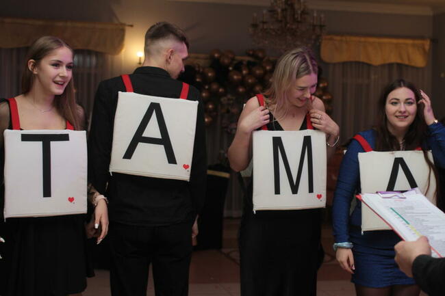 Dj oprawa muzyczna wesela 18-stki imprezy okolicznościowe